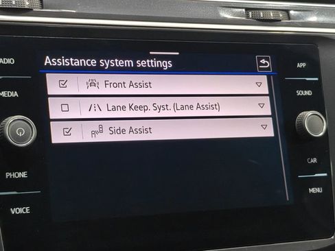 Used 2024 Volkswagen Tiguan SE R-Line image 44