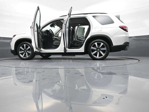 Used 2023 Honda Pilot Elite image 51