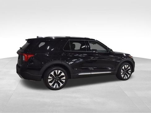 Used 2026 Ford Explorer Platinum w/ LUX Leather Package AWD/4WD image 10