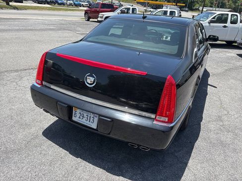 Used 2007 Cadillac DTS Luxury II FWD image 11
