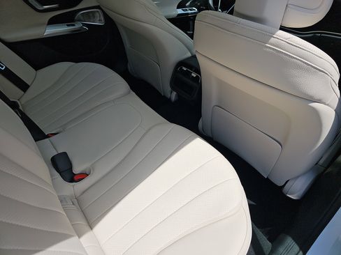 New 2026 Mercedes-Benz E 350 Sedan image 11