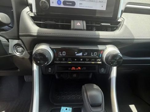 Used 2023 Toyota RAV4 XLE FWD image 35