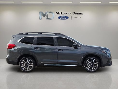Used 2024 Subaru Ascent Limited w/ Technology Package AWD/4WD image 6
