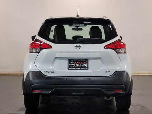 Used 2020 Nissan Kicks SV image 24