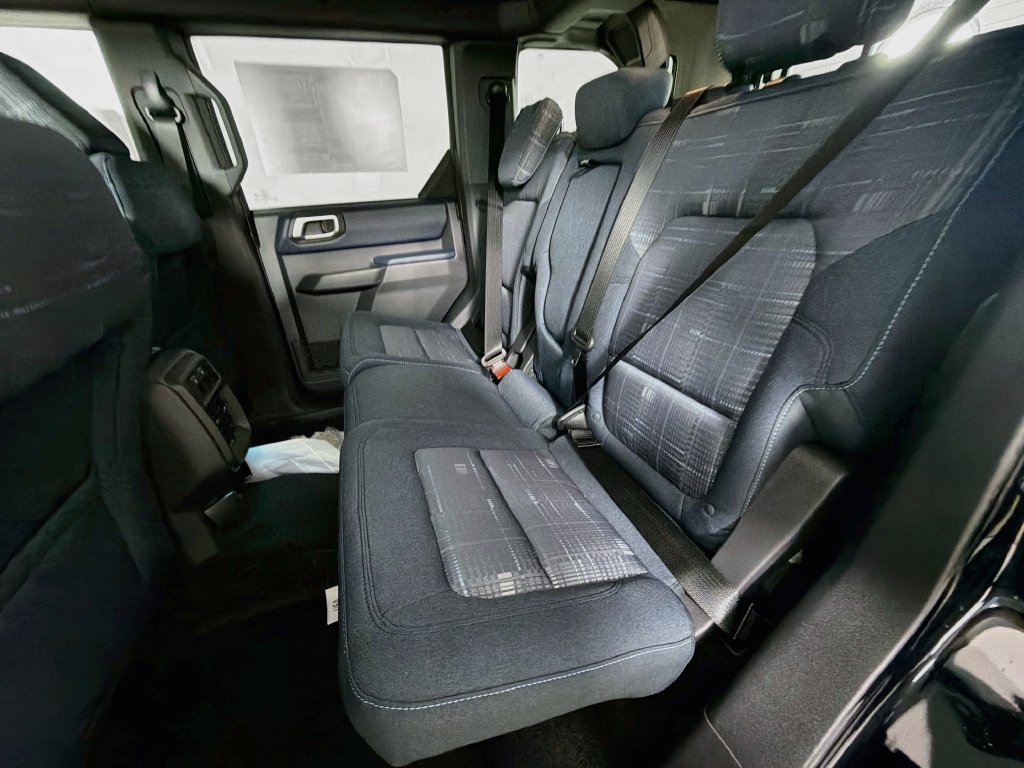 New 2026 Ford Bronco Heritage Edition AWD/4WD image 18
