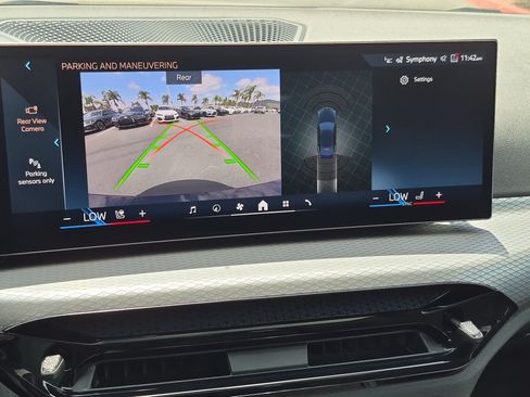New 2026 BMW i4 eDrive40 w/ Premium Package RWD image 25