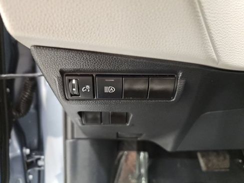 Certified 2024 Toyota Corolla Cross L AWD/4WD image 17