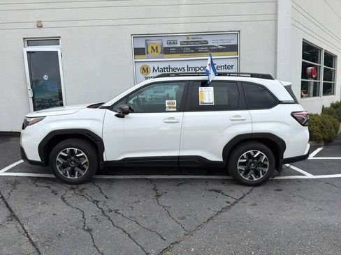 Used 2026 Subaru Forester Premium w/ Base/Premium Plus Package AWD/4WD image 2