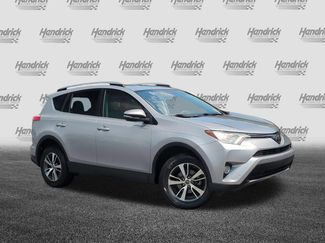 Used 2017 Toyota RAV4 XLE FWD video 2