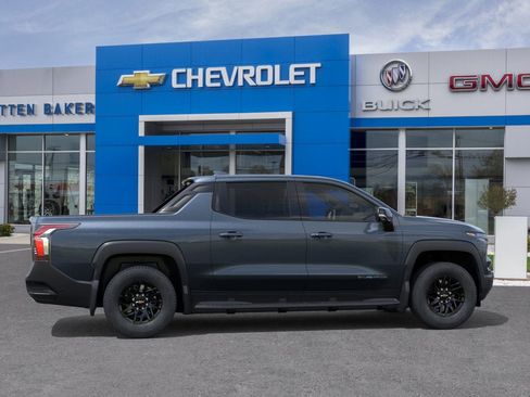 New 2025 Chevrolet Silverado EV LT image 35