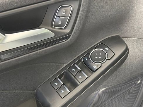 Used 2025 Ford Escape ST-Line Select image 25