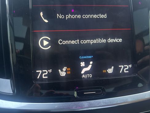 Used 2019 Volvo S60 T6 Inscription image 11