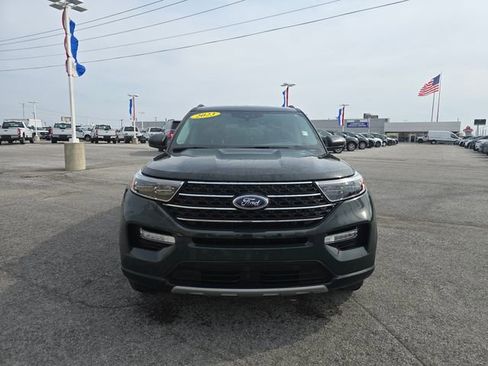 Used 2023 Ford Explorer XLT w/ Equipment Group 202A image 10