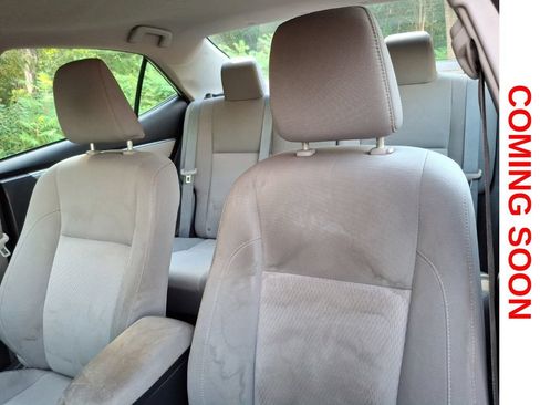 Used 2014 Toyota Corolla LE FWD image 11