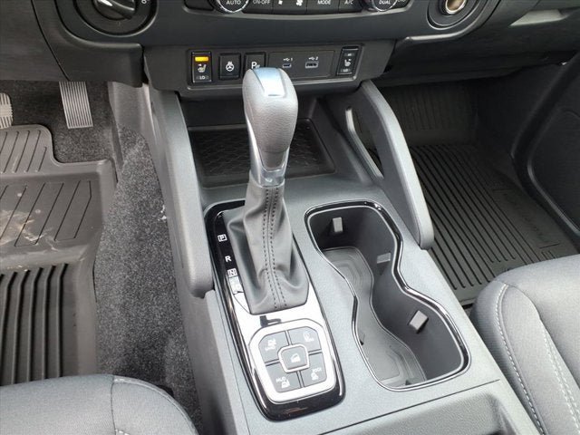 New 2026 Nissan Frontier SV w/ All-Weather Content Package AWD/4WD image 8