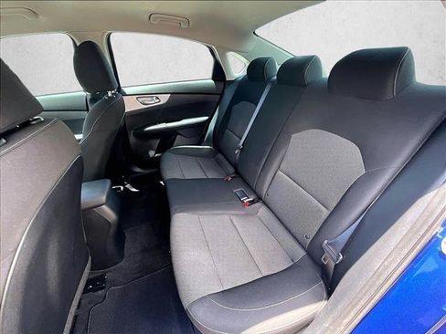 Used 2024 Kia Forte LXS w/ LXS Technology Package FWD image 28