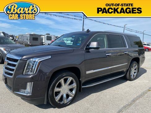 Used 2017 Cadillac Escalade ESV Luxury image 3