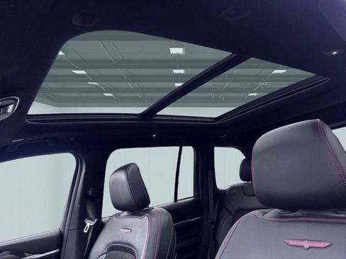 Used 2022 Jeep Grand Cherokee Trailhawk image 11