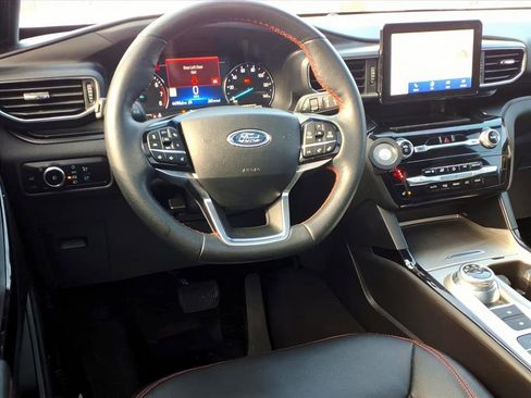 Used 2024 Ford Explorer ST-Line w/ Class IV Trailer Tow Package image 12