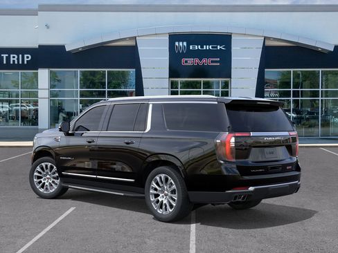 New 2026 GMC Yukon XL Denali image 5