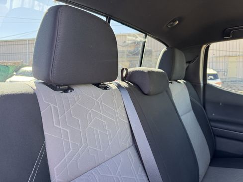 Certified 2023 Toyota Tacoma TRD Off-Road image 18