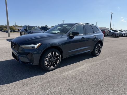 New 2026 Volvo XC60 B5 Plus w/ Protection Package image 7
