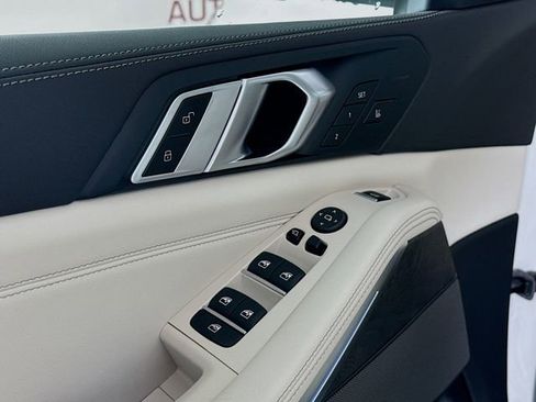 New 2026 BMW X5 xDrive50e AWD/4WD image 18