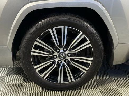 Certified 2024 Lexus LX 600 4WD w/ Appearance Package image 23