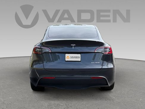 Used 2025 Tesla Model Y Long Range image 22