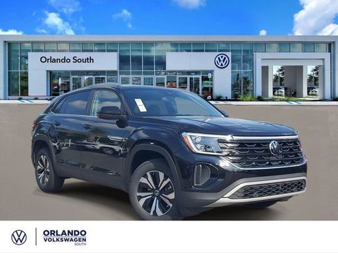New 2026 Volkswagen Atlas Cross Sport SE FWD image 1