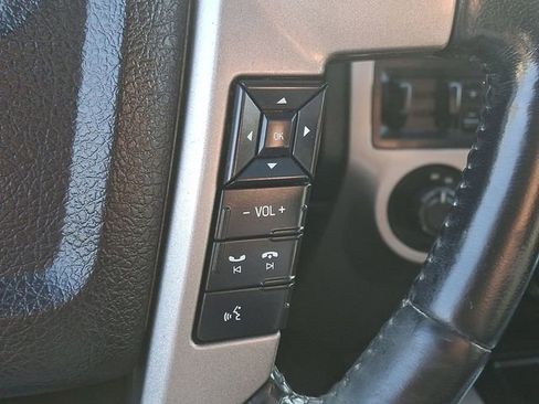 Used 2017 Ford Expedition Limited AWD/4WD image 24