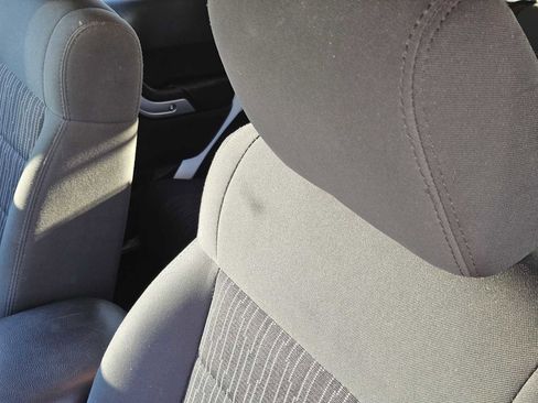 Used 2012 Jeep Wrangler Unlimited Rubicon image 15