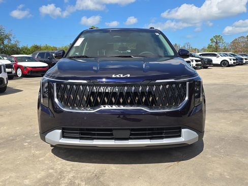 New 2026 Kia Carnival EX FWD image 3