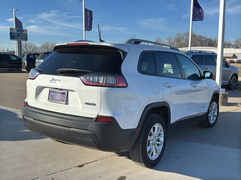 Used 2021 Jeep Cherokee Latitude image 5