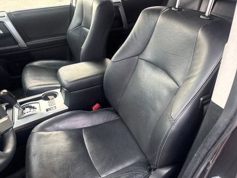 Used 2019 Toyota 4Runner Limited AWD/4WD image 26