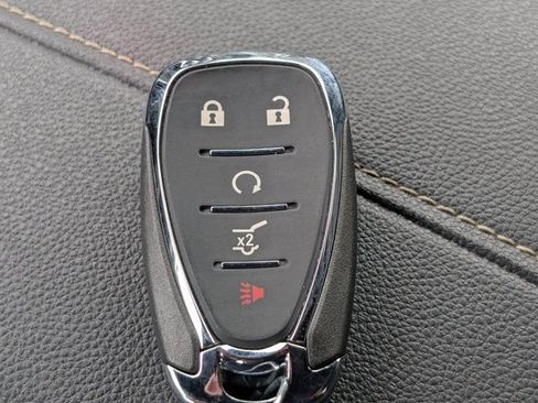 Used 2023 Chevrolet Traverse LT FWD image 31