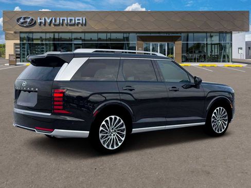 New 2026 Hyundai Palisade Calligraphy FWD image 8