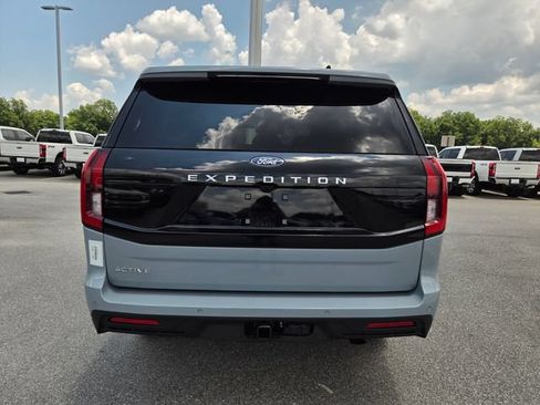 New 2026 Ford Expedition Active RWD image 11