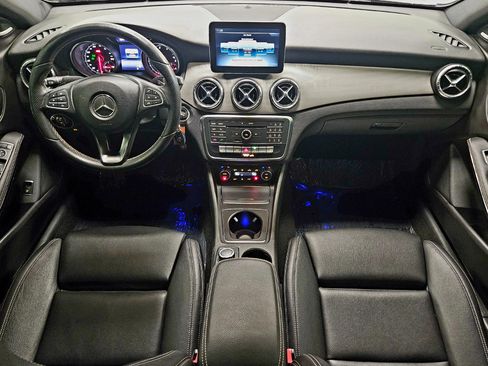 Used 2018 Mercedes-Benz CLA 250 4MATIC image 34