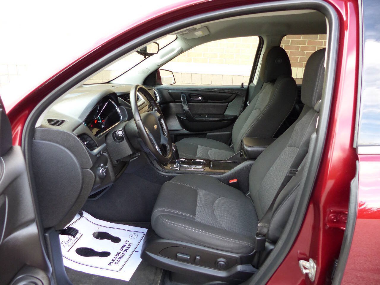 Used 2017 Chevrolet Traverse LT w/ Style and Technology Package AWD/4WD image 22