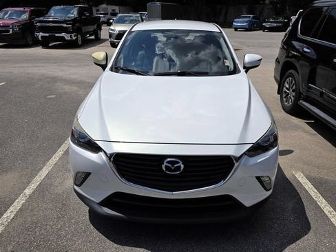 Used 2017 MAZDA CX-3 Touring FWD image 2