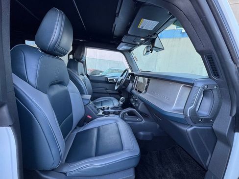 Used 2024 Ford Bronco Outer Banks image 27