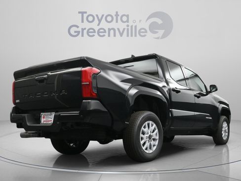 Used 2025 Toyota Tacoma SR5 RWD image 14
