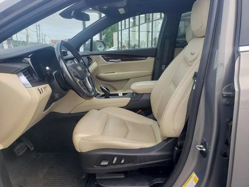 Used 2019 Cadillac XT5 Luxury AWD/4WD image 10