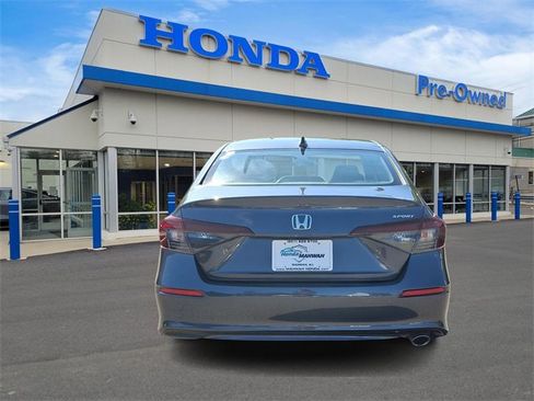 Used 2025 Honda Civic Sport image 5