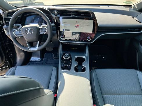 Certified 2026 Lexus RZ 450e AWD w/ Technology Package image 20