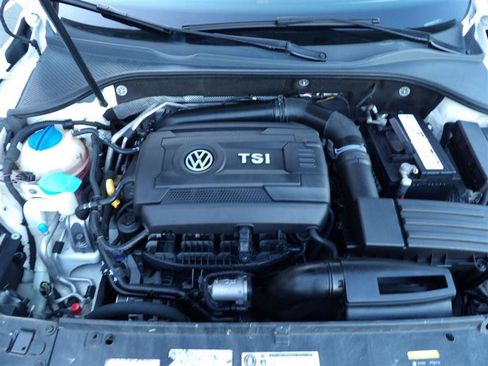 Used 2014 Volkswagen Passat 1.8T SE image 26