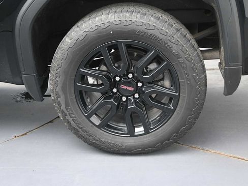 Used 2025 GMC Sierra 1500 Elevation w/ X31 Off-Road Package AWD/4WD image 5