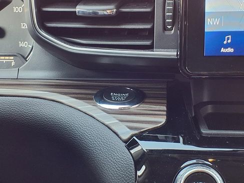 Used 2023 Ford Explorer Limited w/ Class IV Trailer Tow Package image 15