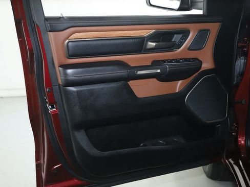 Used 2023 RAM 1500 Limited AWD/4WD image 16